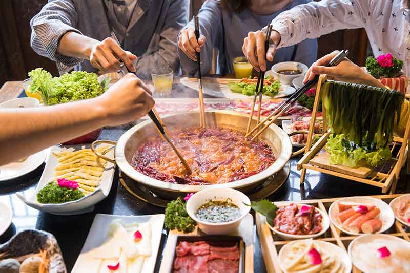 餐飲店營(yíng)銷(xiāo)該怎么做呢？企叮咚科技平臺教您怎么才能步步為“贏(yíng)”！ 